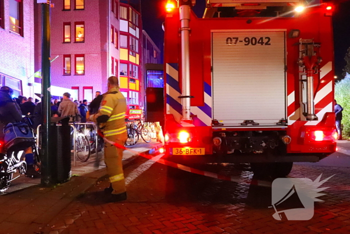 Brandweer groots ingezet voor brand in parkeergarage