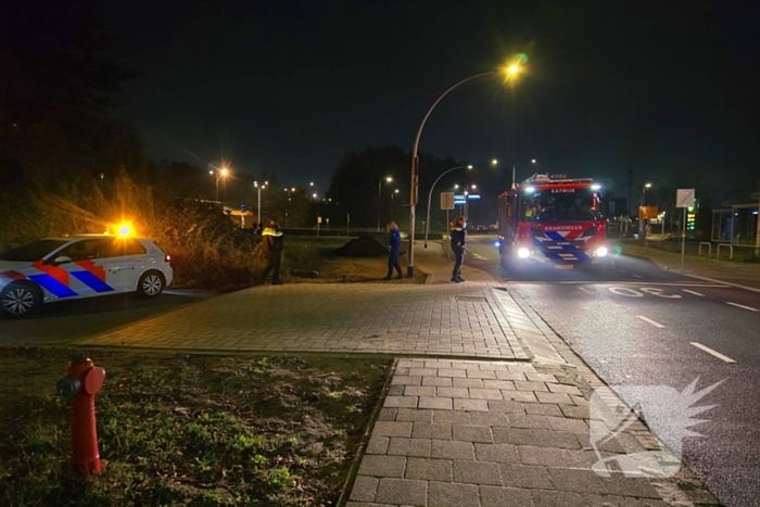 Onderzoek naar brandbare stof bij geparkeerde auto