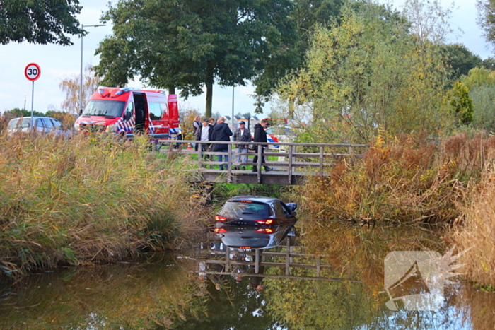 Automobilist verliest macht over stuur en belandt in sloot