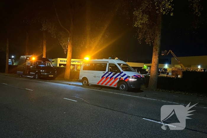 Schip vaart tegen brug aan