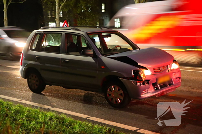 Kop-staartbotsing tussen twee voertuigen