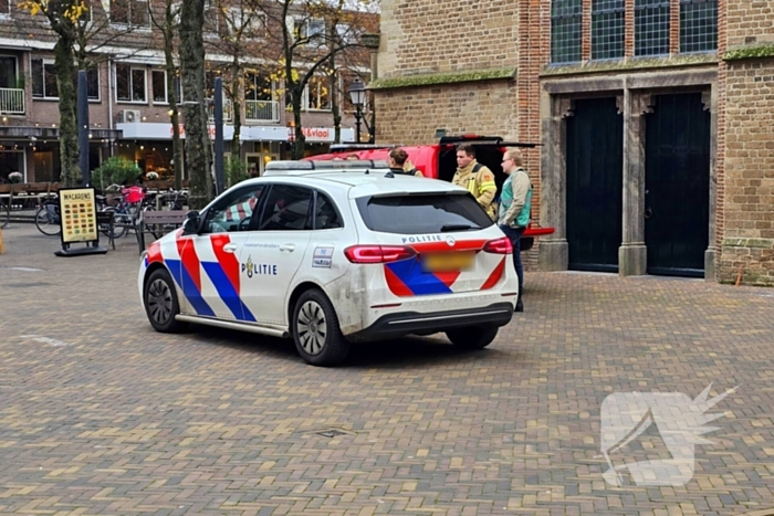 Brandweer verleend eerste hulp na vechtpartij