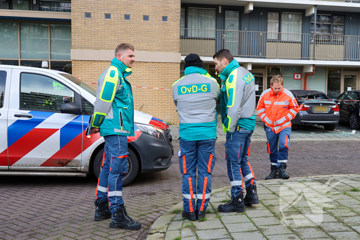 Persoon zwaargewond na val van grote hoogte