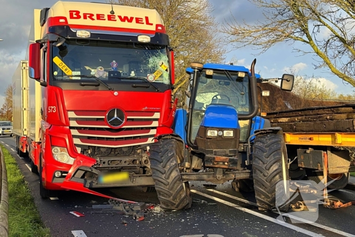 Ravage bij ongeval tussen tractor en vrachtwagen