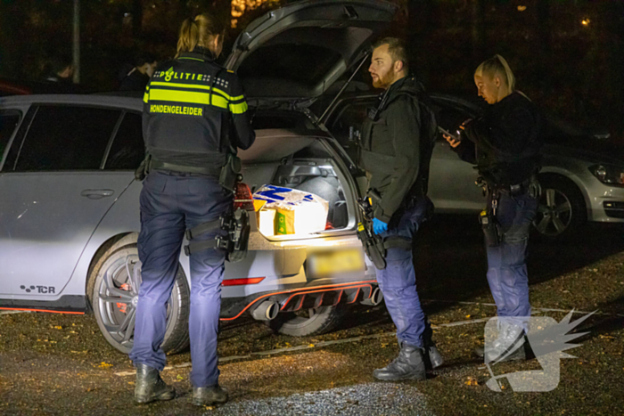 Vuurwapen gezien bij botsingen op parkeerterrein