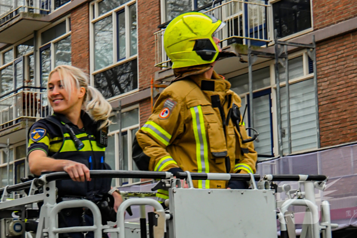 Brandweer onderzoekt benzine lucht en treft lekkende scooter aan