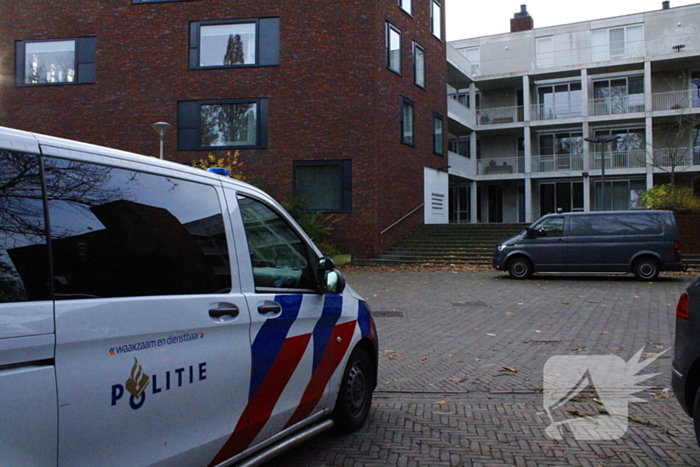 Politie doet onderzoek naar aangetroffen overleden persoon