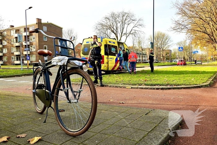 Kind op fiets aangereden door automobilist