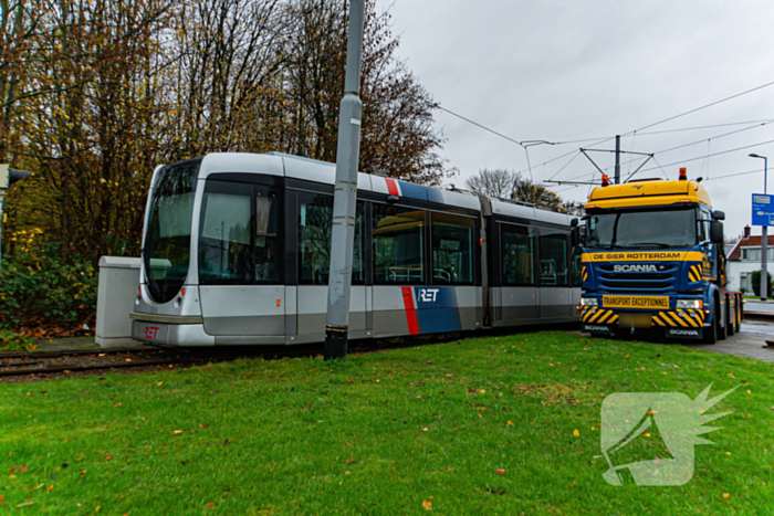 Flinke vertraging door ontsporing tram