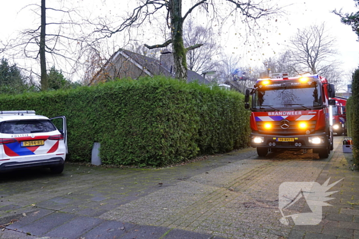 Fikse rookontwikkeling bij schoorsteenbrand