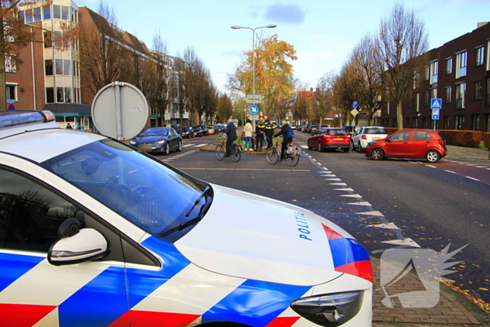 Fietser gewond bij aanrijding op kruispunt