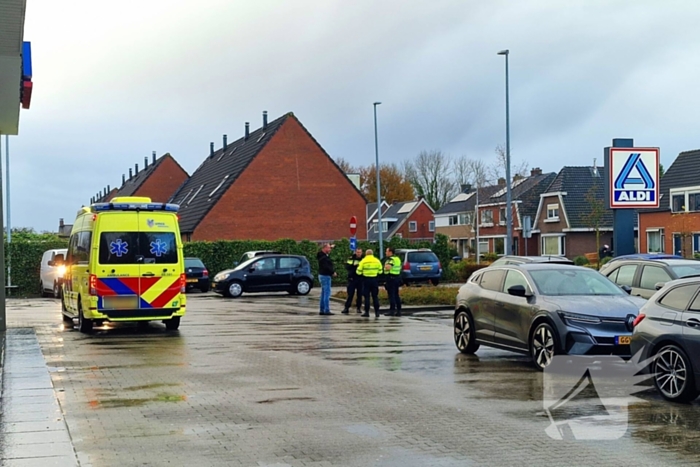 Scootmobieler in botsing met automobilist