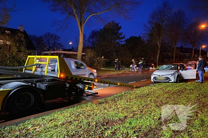 Fietser ernstig gewond bij botsing met auto