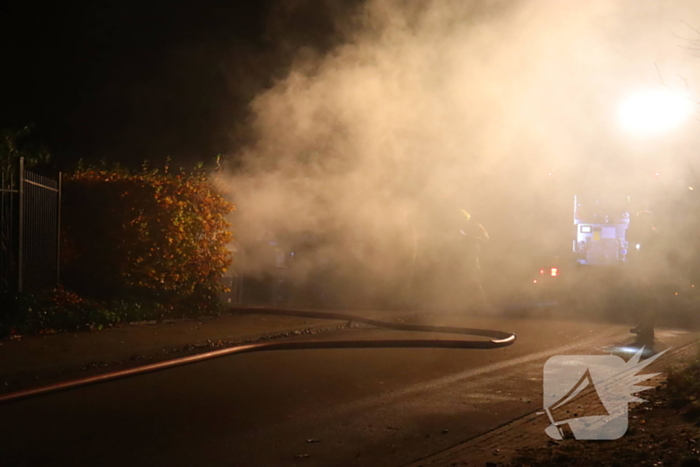 Veel rookontwikkeling bij brand in ondergrondse container