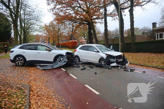 Flinke schade bij ongeval op kruising