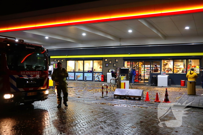 Kortsluiting in shop van tankstation