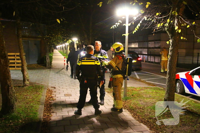 Brandweer doet onderzoek naar chemische lucht in zorgcentrum