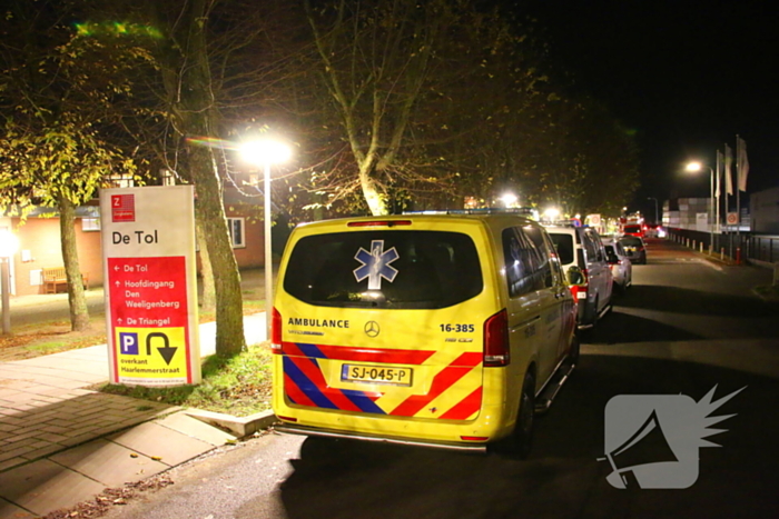 Medewerkers met gezondheidsklachten door vreemde lucht