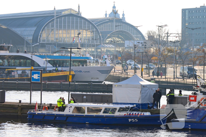 Overleden persoon in water aangetroffen