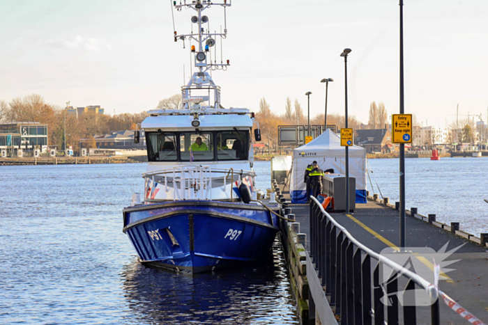 Overleden persoon in water aangetroffen