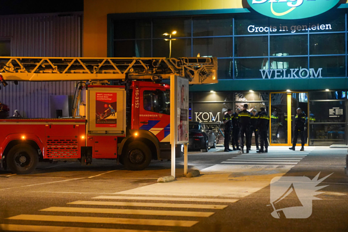 Brandmelding bij groothandel blijkt kortsluiting in verlichting