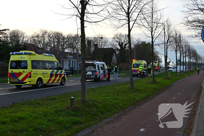 Voetganger zwaargewond bij aanrijding met personenauto