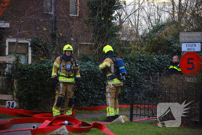 Gasflessen ontploft bij brand op tuindersvereniging