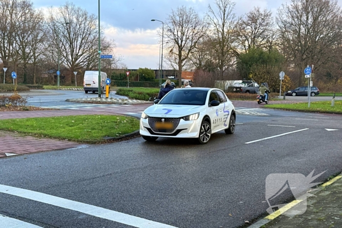 Fietser aangereden op rotonde