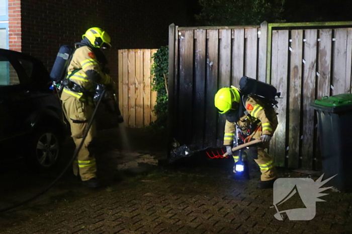 Politie onderzoekt mogelijke brandstichting na containerbrand