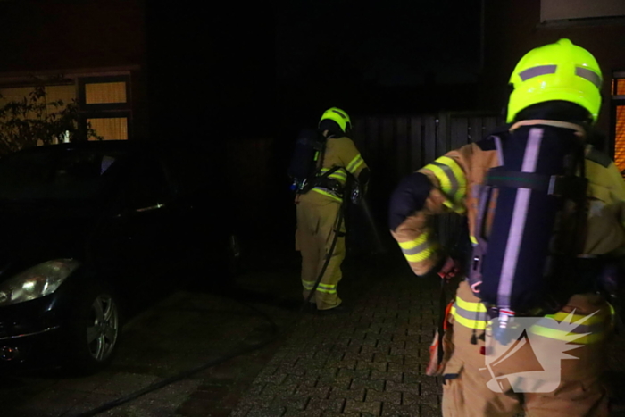 Politie onderzoekt mogelijke brandstichting na containerbrand