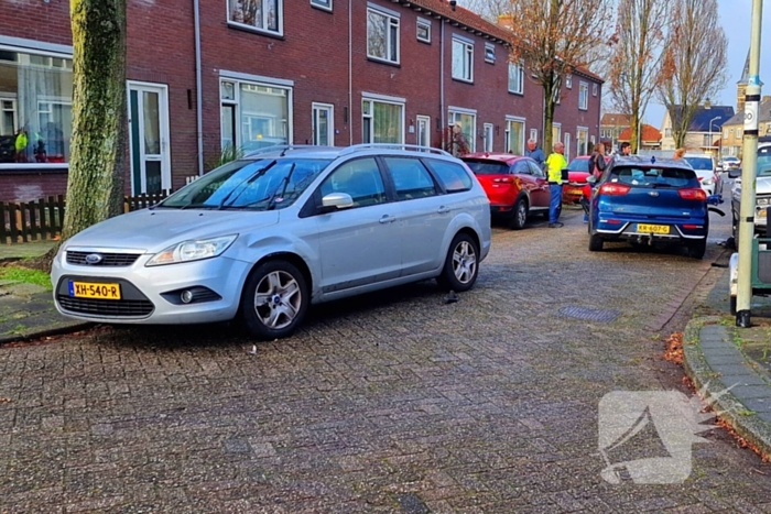 Forse schade bij aanrijding tussen meerdere voertuigen