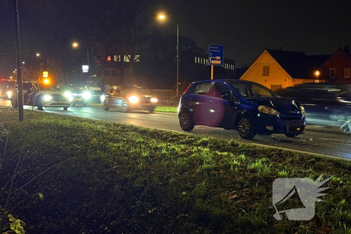 Politieagent betrokken bij kop-staartbotsing