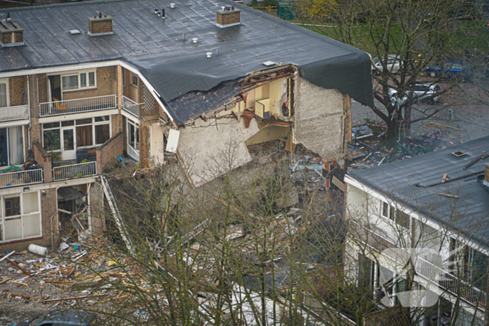 Dode en gewonden nadat deel van flat instort door explosie