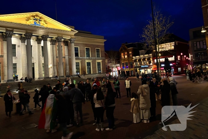 Demonstranten verzamelen zich voor demonstratie van Syrische premier