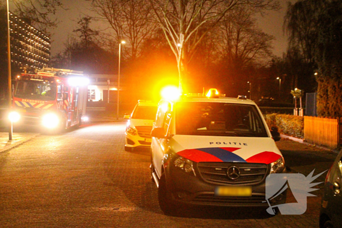 Brandweer doet onderzoekt in woning na afgaan rookmelder