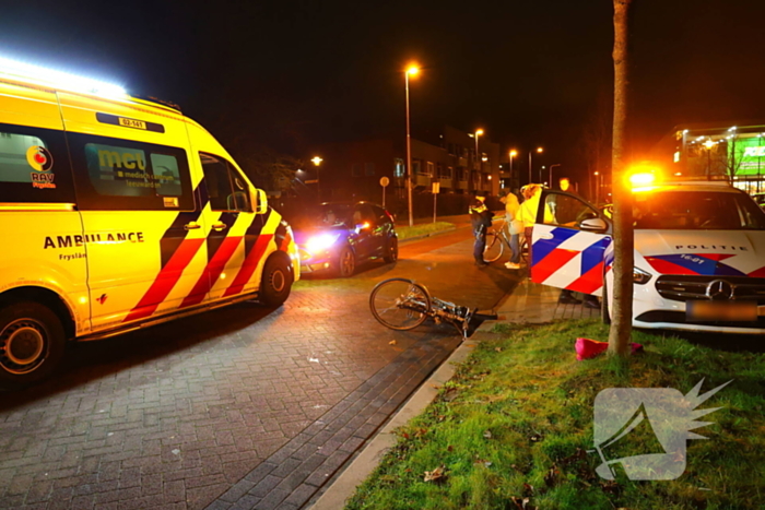 Fietser zwaargewond bij aanrijding met auto