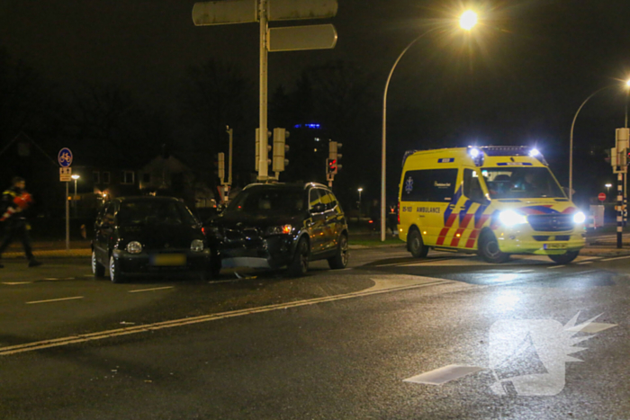 Gewonde bij ongeval tussen twee voertuigen