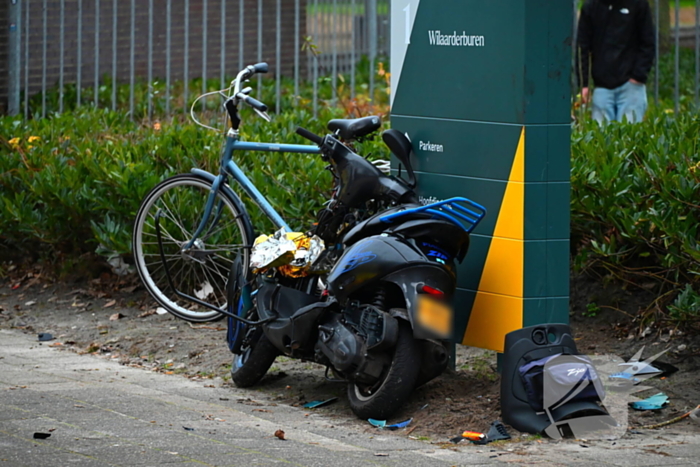 Gewonden bij ongeval tussen fietser en scooter