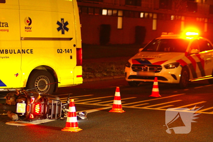 Scooterrijder gewond bij botsing met auto