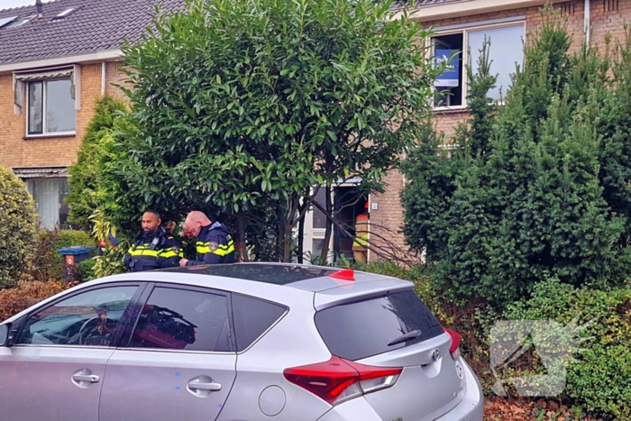 Kaars zorgt voor rookontwikkeling in woning