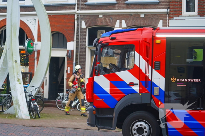 Brandweer controleert woning na melding van brand