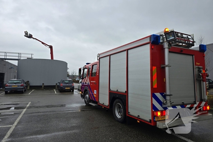 XL supermarkt ontruimd wegens brandgeur