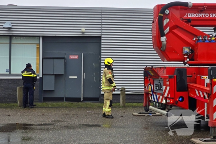 XL supermarkt ontruimd wegens brandgeur