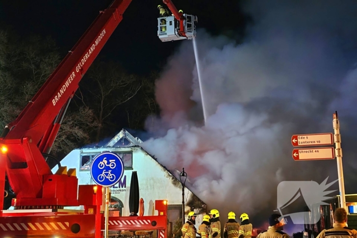 Uitslaande brand verwoest pannenkoekenrestaurant