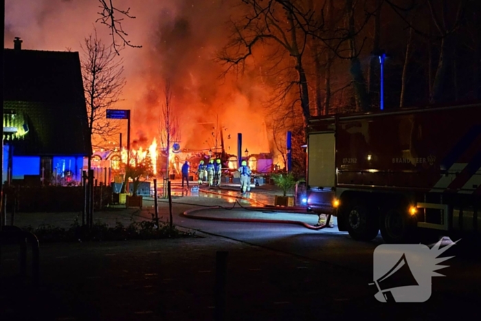 Uitslaande brand verwoest pannenkoekenrestaurant