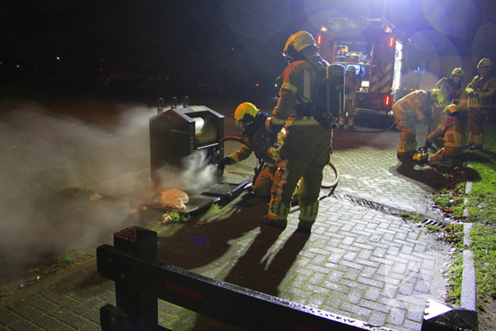 Brand in ondergrondse container gedoofd