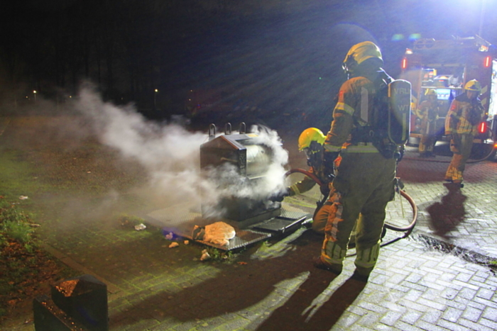 Brand in ondergrondse container gedoofd