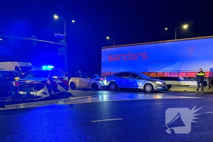 Agent gewond bij verkeersongeval