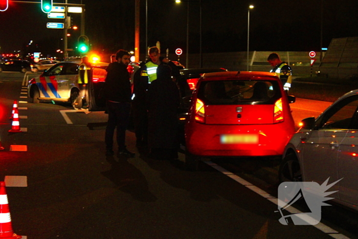 Auto's komen in botsing op N201