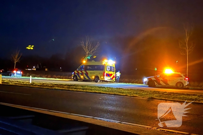 Auto belandt in greppel